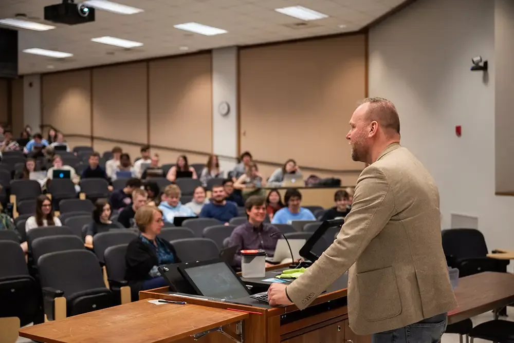 Tim van den Hoff delivering a lecture at UNC Chapel Hill.